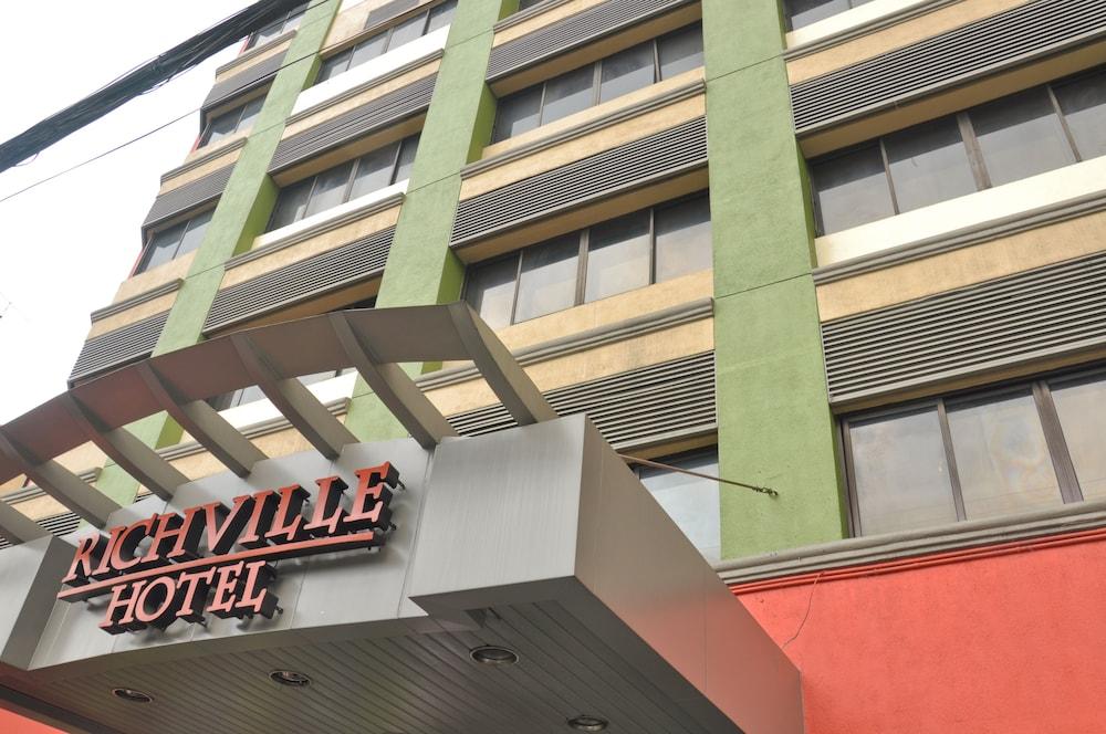 Richville Hotel Мандалуйонг Экстерьер фото